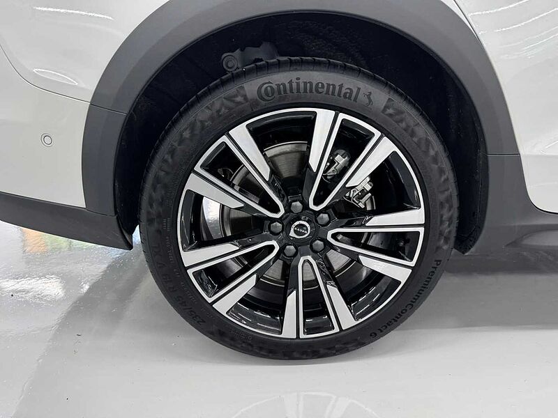 Volvo Ultra, B5 AWD 마일드 하이브리드, 가솔린, 브라이트