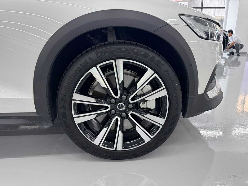 Volvo Ultra, B5 AWD 마일드 하이브리드, 가솔린, 브라이트