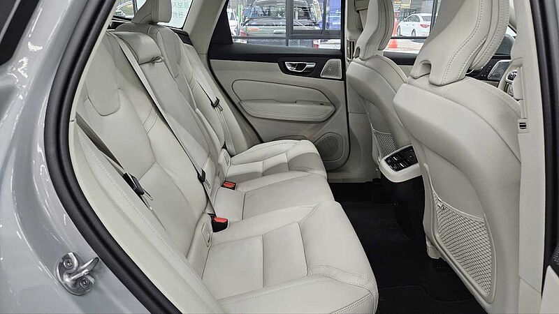 Volvo Ultra, B5 AWD 마일드 하이브리드, 가솔린, 브라이트