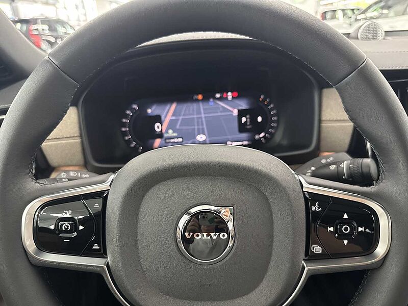 Volvo Ultra, B5 마일드 하이브리드, 가솔린, 다크