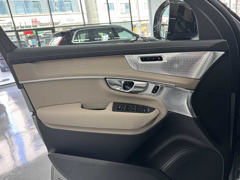 Volvo Ultra, B6 AWD 마일드 하이브리드, 가솔린, 다크, 7 좌석