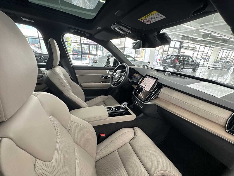 Volvo Ultra, T8 AWD 플러그-인 하이브리드, 전기/가솔린, 브라이트, 7 좌석