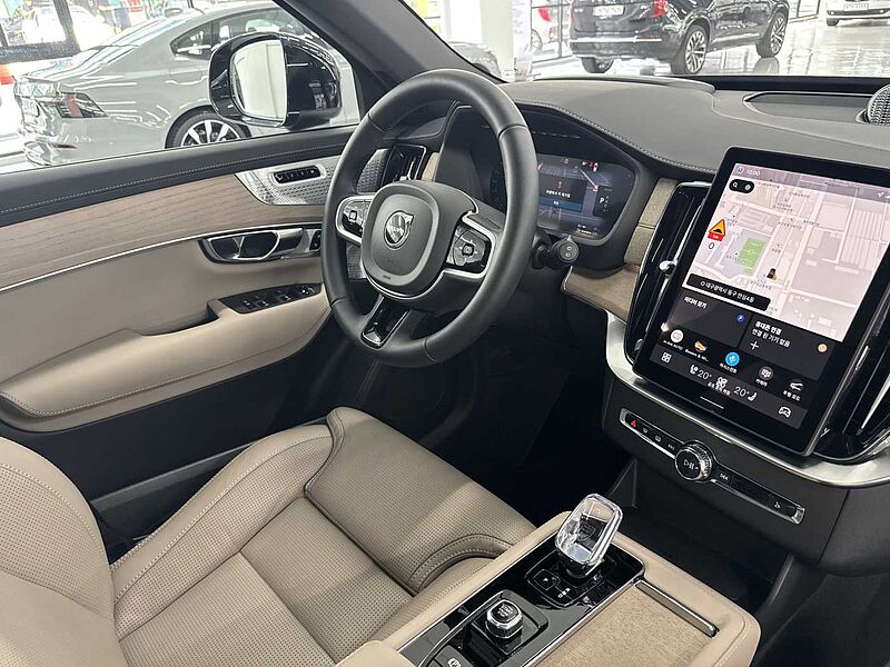 Volvo Ultra, T8 AWD 플러그-인 하이브리드, 전기/가솔린, 브라이트, 7 좌석
