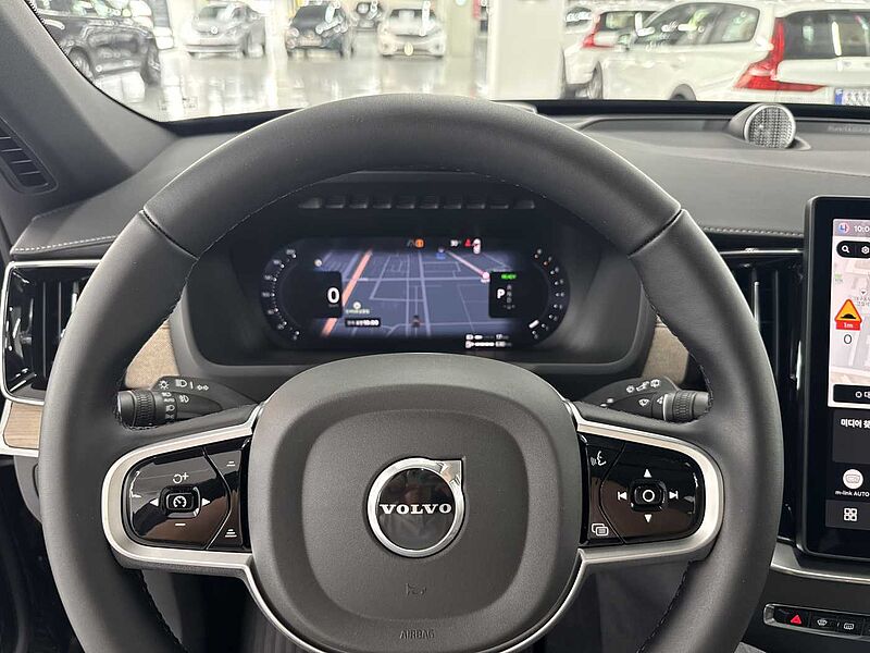 Volvo Ultra, T8 AWD 플러그-인 하이브리드, 전기/가솔린, 브라이트, 7 좌석