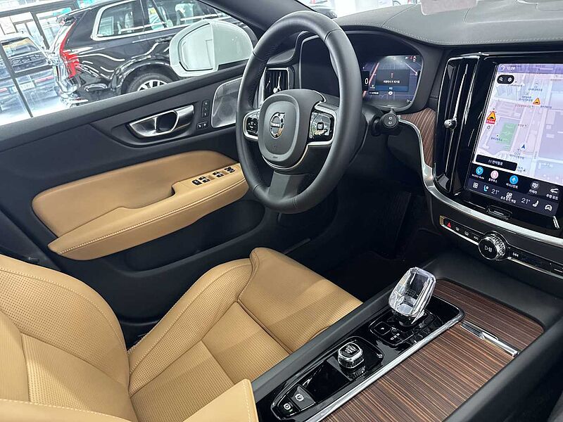 Volvo Ultra, B5 AWD 마일드 하이브리드, 가솔린, 브라이트