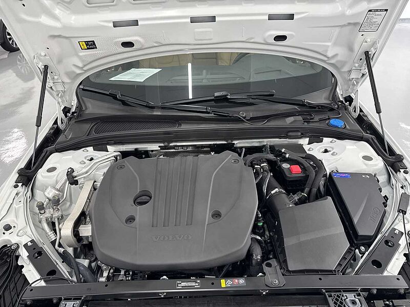 Volvo Ultra, B5 AWD 마일드 하이브리드, 가솔린, 브라이트