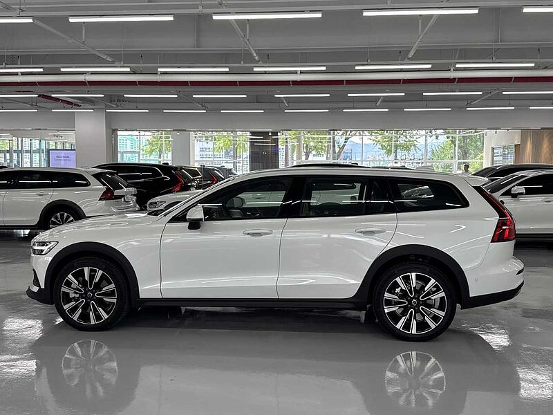 Volvo Ultra, B5 AWD 마일드 하이브리드, 가솔린, 브라이트