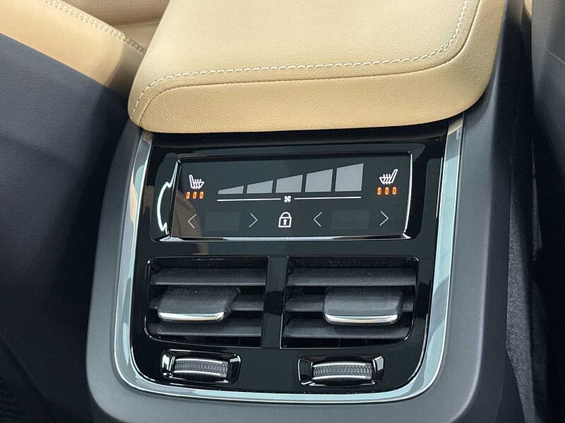 Volvo Ultra, B5 AWD 마일드 하이브리드, 가솔린, 브라이트