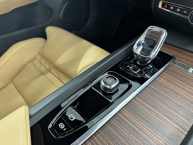 Volvo Ultra, B5 AWD 마일드 하이브리드, 가솔린, 브라이트