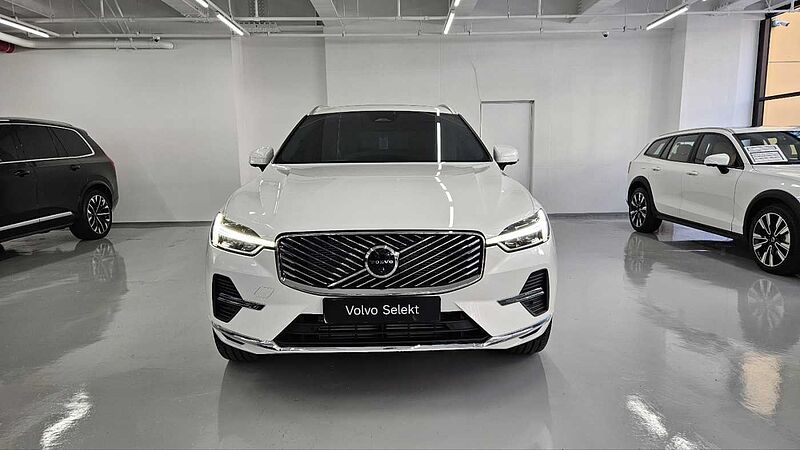 Volvo Ultra, T8 AWD 플러그-인 하이브리드, 전기/가솔린, 브라이트