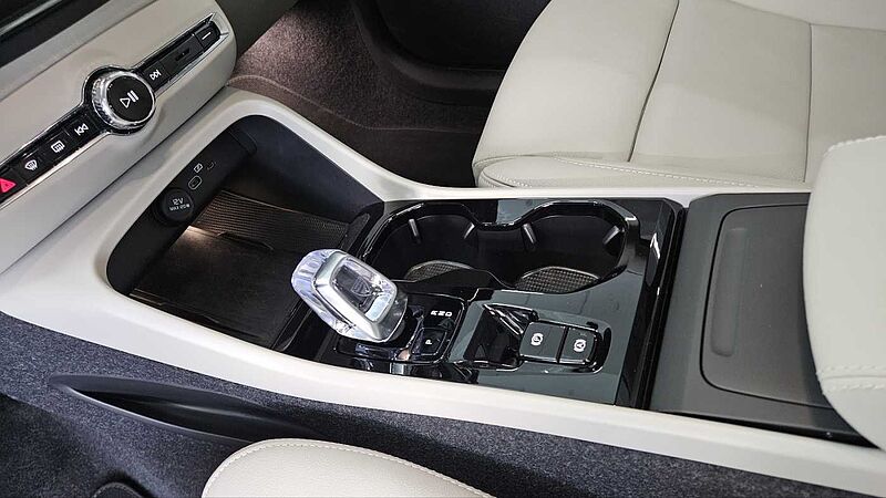 Volvo  Ultra, B4 AWD 마일드 하이브리드, 가솔린, 브라이트