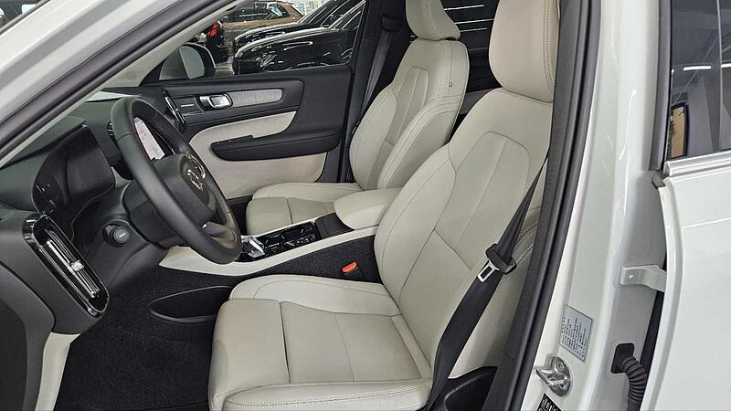 Volvo  Ultra, B4 AWD 마일드 하이브리드, 가솔린, 브라이트