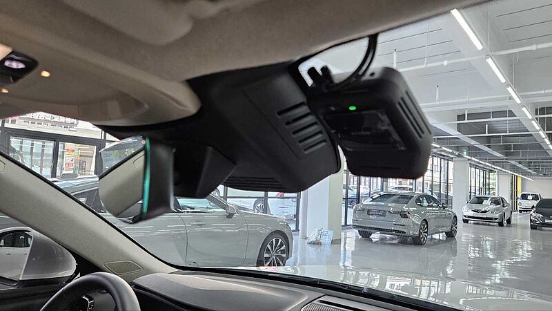 Volvo  Ultra, B4 AWD 마일드 하이브리드, 가솔린, 브라이트