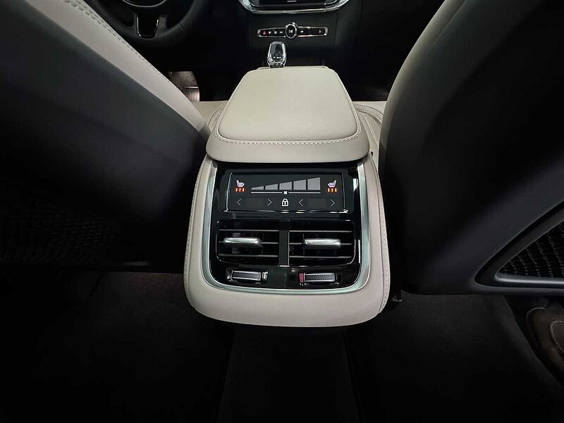 Volvo  Ultra, B6 AWD 마일드 하이브리드, 가솔린, 브라이트, 7 좌석