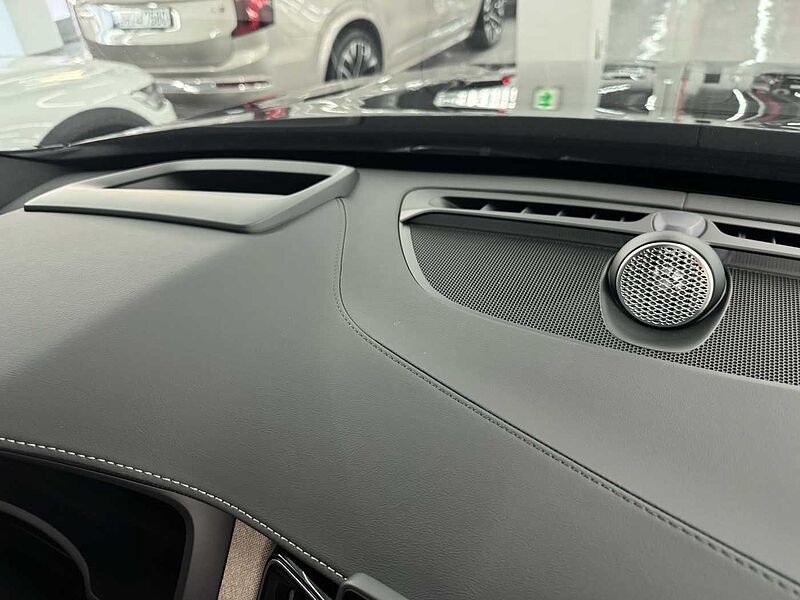 Volvo  Ultra, B6 AWD 마일드 하이브리드, 가솔린, 브라이트, 7 좌석