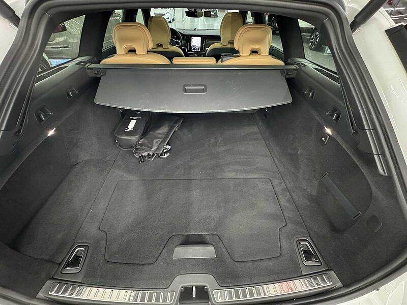 Volvo Ultra, B5 AWD 마일드 하이브리드, 가솔린, 브라이트