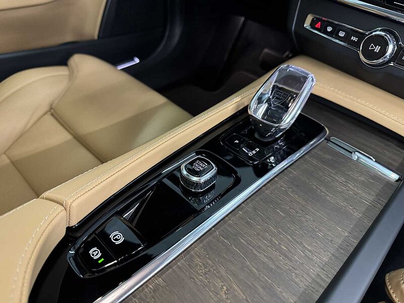 Volvo Ultra, B5 AWD 마일드 하이브리드, 가솔린, 브라이트