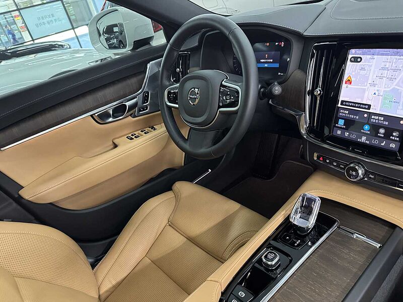 Volvo Ultra, B5 AWD 마일드 하이브리드, 가솔린, 브라이트