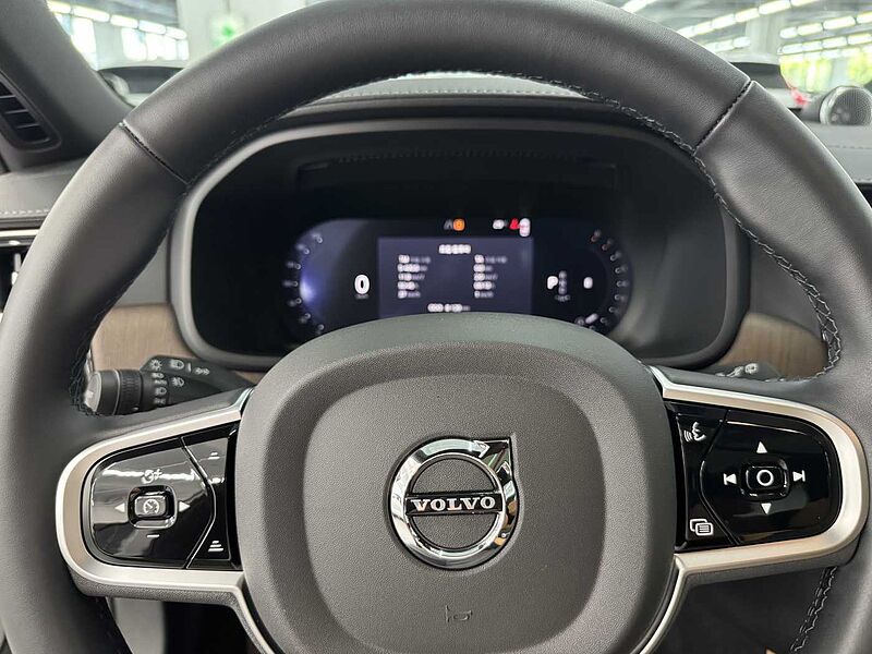 Volvo Ultra, B5 AWD 마일드 하이브리드, 가솔린, 브라이트