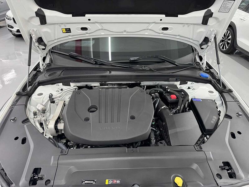 Volvo Ultra, B5 AWD 마일드 하이브리드, 가솔린, 브라이트
