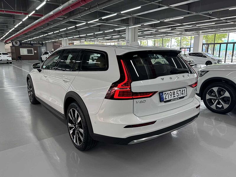 Volvo Ultra, B5 AWD 마일드 하이브리드, 가솔린, 브라이트