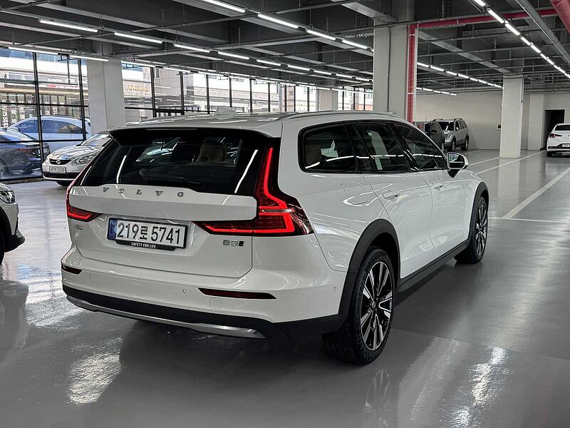 Volvo Ultra, B5 AWD 마일드 하이브리드, 가솔린, 브라이트