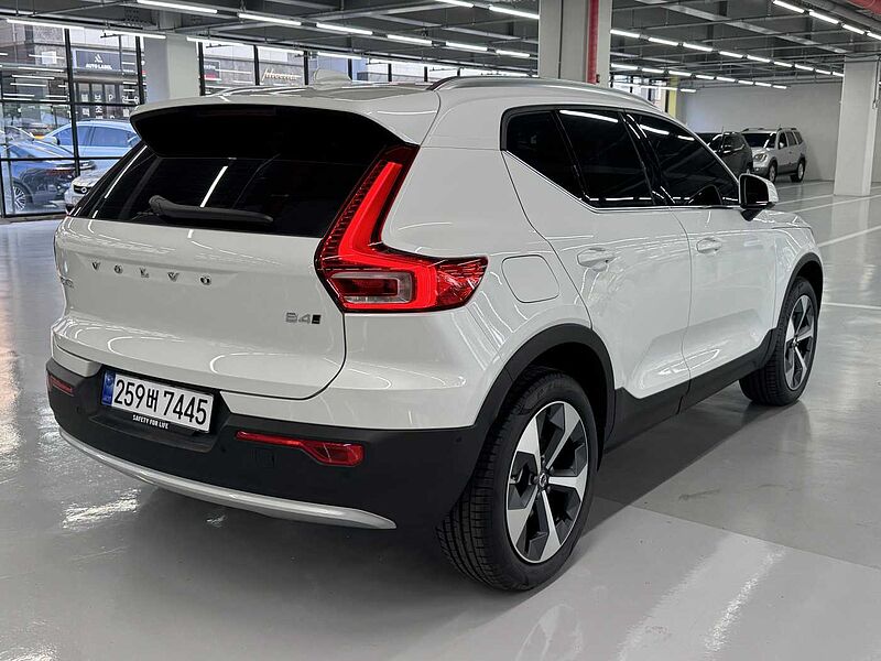 Volvo Ultra, B4 AWD 마일드 하이브리드, 가솔린, 브라이트
