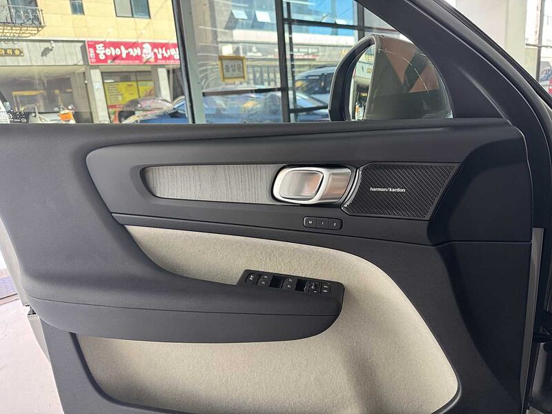 Volvo  Ultra, B4 AWD 마일드 하이브리드, 가솔린, 브라이트