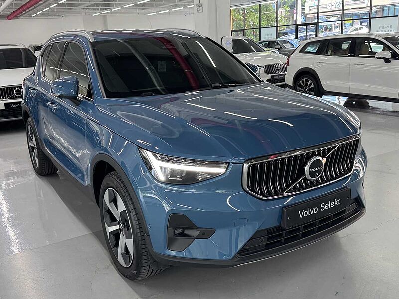 Volvo Ultra, B4 AWD 마일드 하이브리드, 가솔린, 브라이트