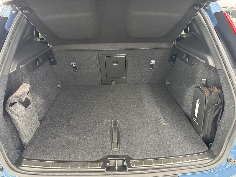 Volvo Ultra, B4 AWD 마일드 하이브리드, 가솔린, 브라이트