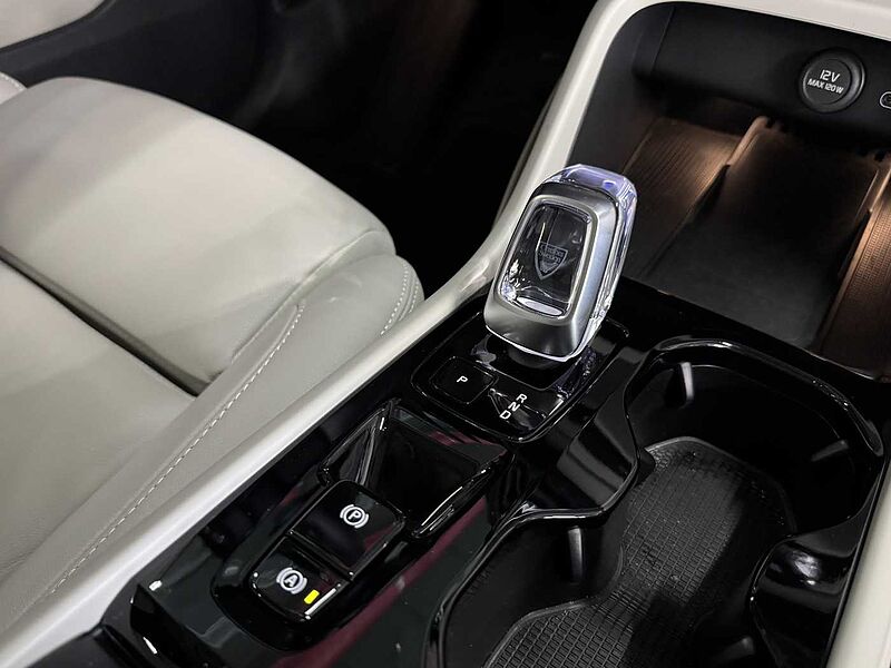 Volvo Ultra, B4 AWD 마일드 하이브리드, 가솔린, 브라이트