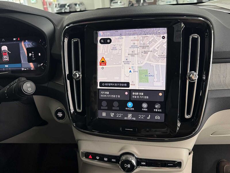 Volvo Ultra, B4 AWD 마일드 하이브리드, 가솔린, 브라이트