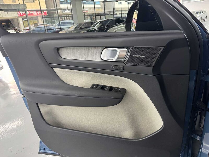Volvo Ultra, B4 AWD 마일드 하이브리드, 가솔린, 브라이트