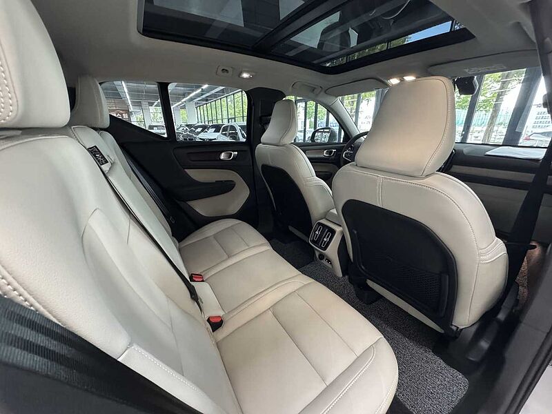 Volvo  Ultra, B4 AWD 마일드 하이브리드, 가솔린, 브라이트