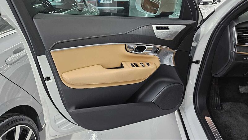 Volvo Ultimate, B6 AWD 마일드 하이브리드, 가솔린, 브라이트, 7 좌석