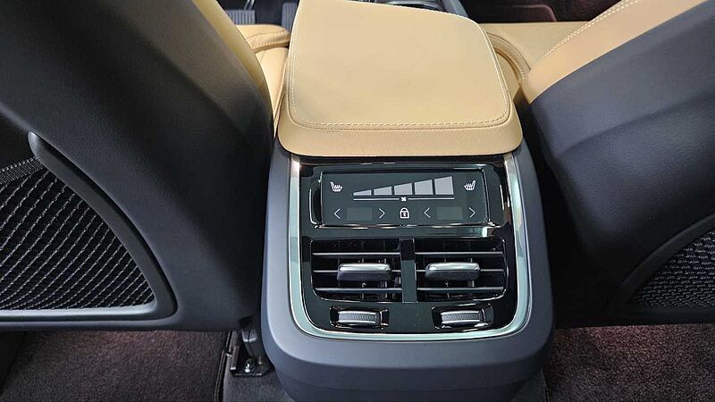 Volvo Ultimate, B6 AWD 마일드 하이브리드, 가솔린, 브라이트, 7 좌석