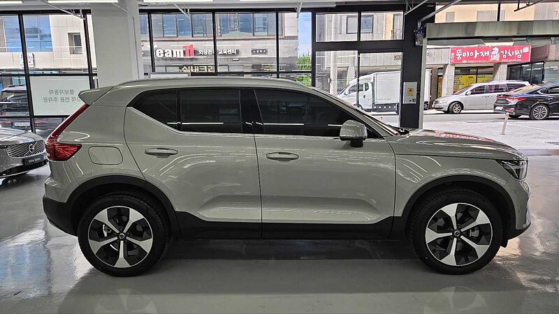Volvo Ultra, B4 AWD 마일드 하이브리드, 가솔린, 브라이트