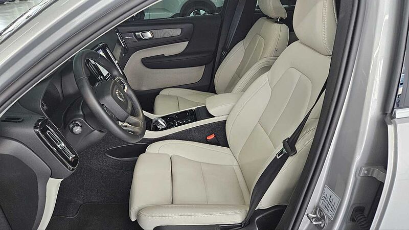 Volvo Ultra, B4 AWD 마일드 하이브리드, 가솔린, 브라이트