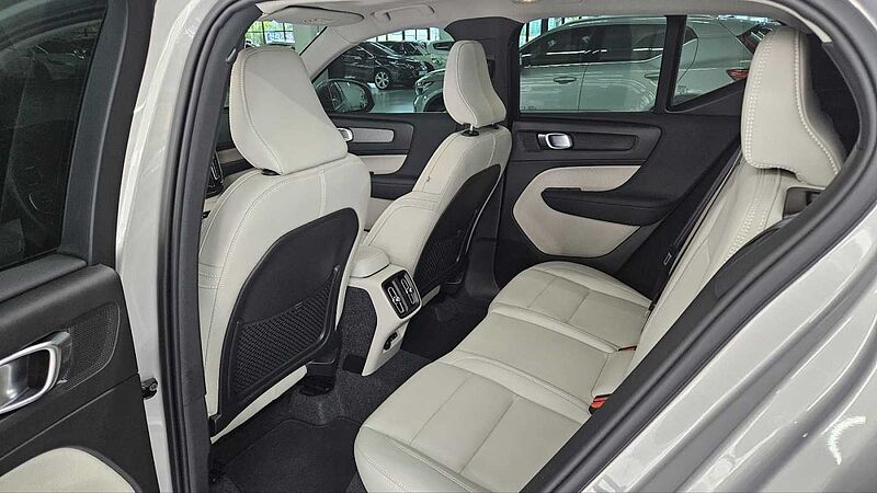 Volvo Ultra, B4 AWD 마일드 하이브리드, 가솔린, 브라이트