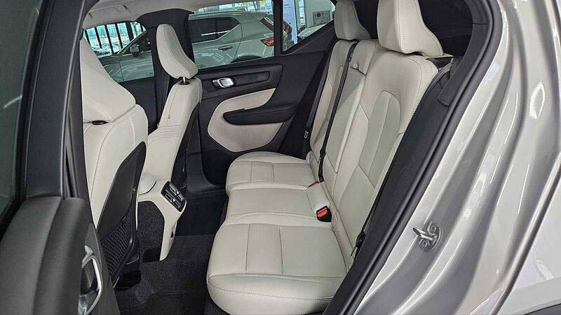 Volvo Ultra, B4 AWD 마일드 하이브리드, 가솔린, 브라이트
