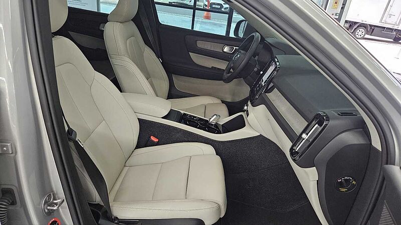 Volvo Ultra, B4 AWD 마일드 하이브리드, 가솔린, 브라이트