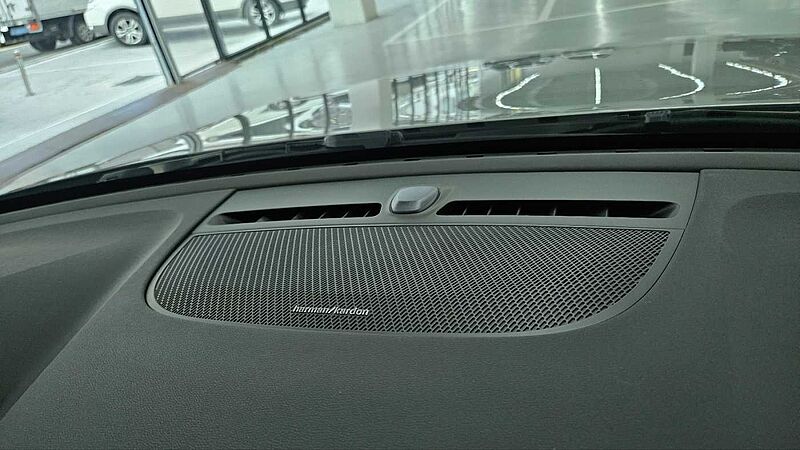 Volvo Ultra, B4 AWD 마일드 하이브리드, 가솔린, 브라이트