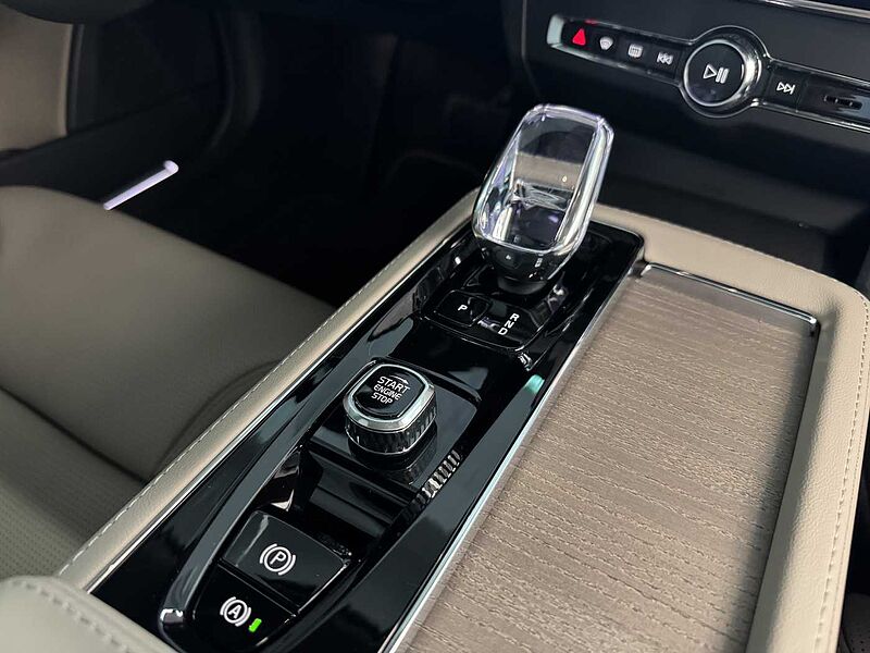 Volvo Ultra, B5 마일드 하이브리드, 가솔린, 브라이트